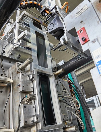 Elektrische Maschine Arburg Allrounder 820 A mit einer Schließkraft von 4000 kN Elektrische Maschine Arburg Allrounder 820 A mit einer Schließkraft von 4000 kN