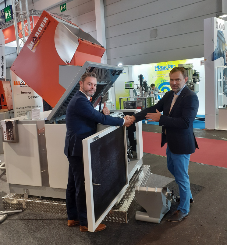 1.PLASTCOMPANY & Wanner Technik GmbH 1.PLASTCOMPANY & Wanner Technik GmbH