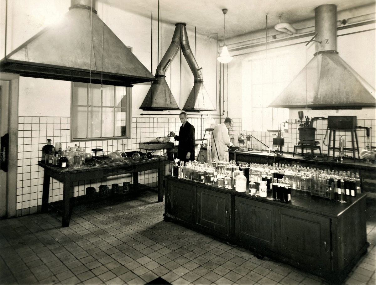 Laboratorien von VÚRUP aus der Gründungszeit des Unternehmens