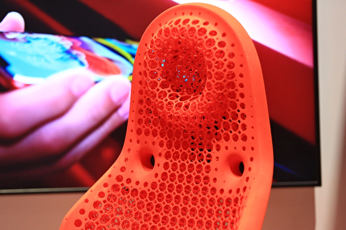 K 2022: Rohstoffe, Additive, Halbzeuge und verstärkte Kunststoffe K 2022: Rohstoffe, Additive, Halbzeuge und verstärkte Kunststoffe