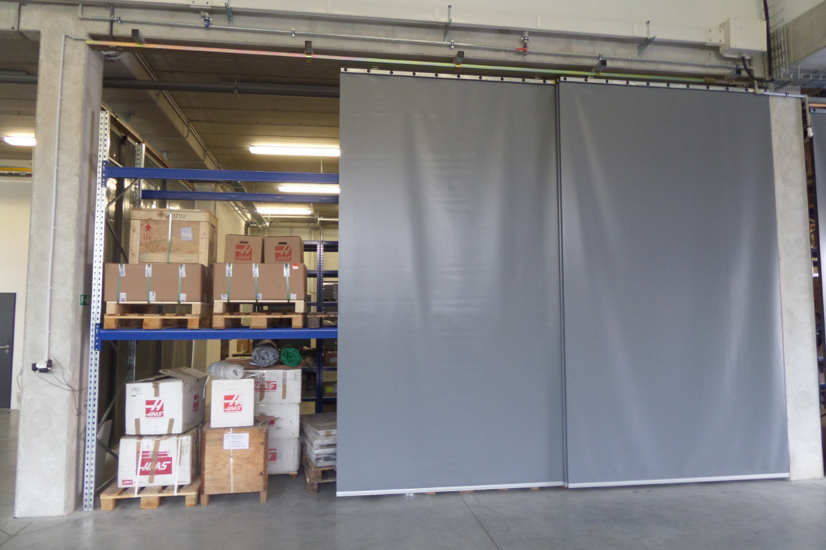 Portaflex - Kunststoff-Lamellenvorhänge und Planen aus PVC Portaflex - Kunststoff-Lamellenvorhänge und Planen aus PVC