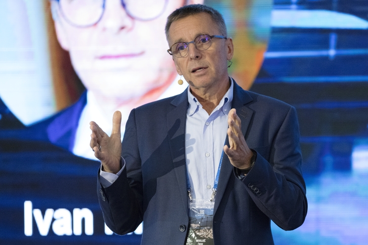 Ivan Mikloš, ehemaliger Finanzminister der Slowakischen Republik / Ehemaliger Finanzminister der Slowakischen Republik Ivan Mikloš, ehemaliger Finanzminister der Slowakischen Republik / Ehemaliger Finanzminister der Slowakischen Republik