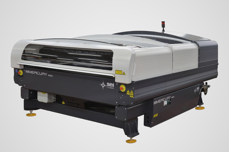 TITAN-Tatraplast: Kunststoffhalbzeuge, CNC-Bearbeitung, Biegen von Kunststoffen TITAN-Tatraplast: Kunststoffhalbzeuge, CNC-Bearbeitung, Biegen von Kunststoffen