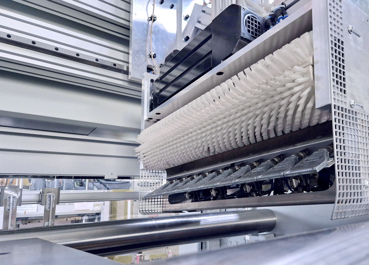 Bürstenmodul mit Separiereinrichtung Bürstenmodul mit Separiereinrichtung
