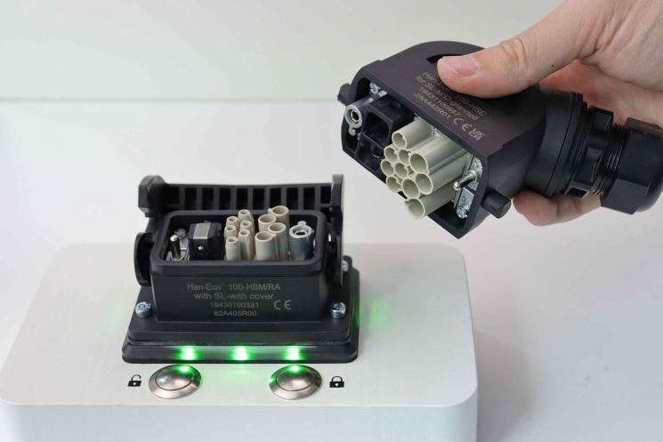 Steckverbinder von Harting (Foto: Harting) Steckverbinder von Harting (Foto: Harting)
